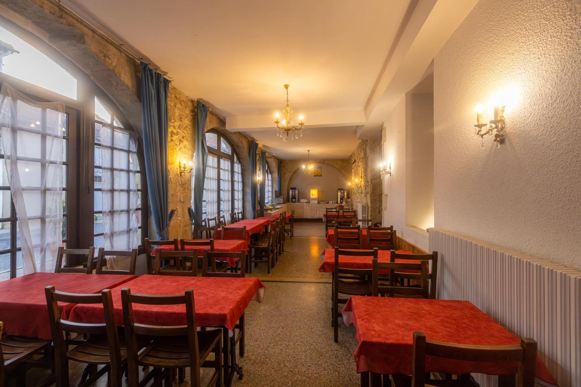 Hotel Restaurant Des Thermes Castéra-Verduzan Buitenkant foto